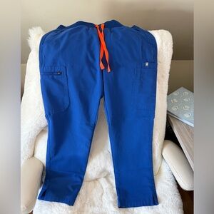 Fig Scrub bottoms